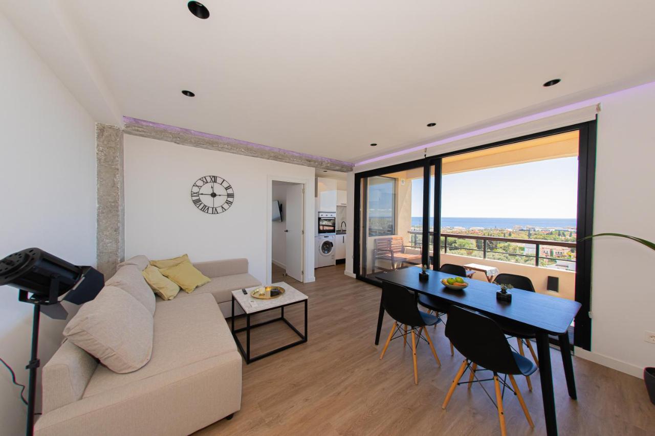 Amazing With Stunning Views